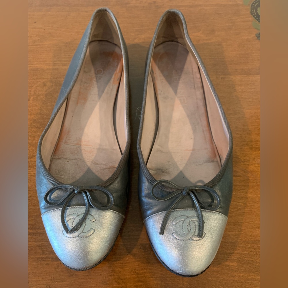 Chanel Ballet Flats in Grey with Silver Toe Caps